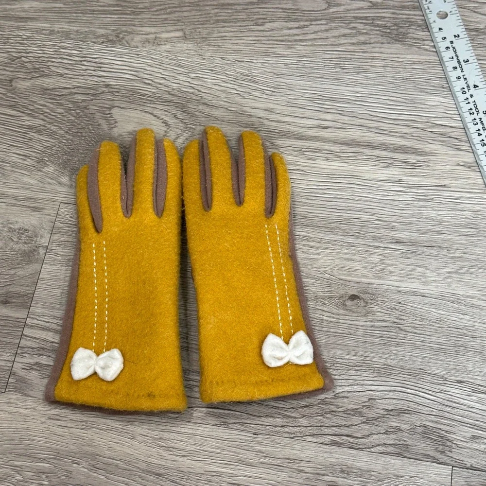 Mustard Yellow Felted Wool Blend Bow Accent Touchscreen Gloves Two Tone retro
